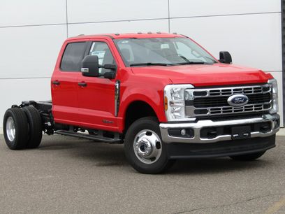 New 2025 Ford F350 XLT w/ XLT Value Package