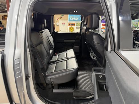 Used 2023 Ford F250 Lariat w/ Sport Appearance Package AWD/4WD image 18