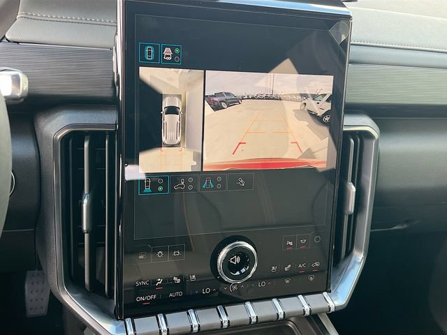 New 2026 GMC Acadia AT4 w/ Luxury Package AWD/4WD image 9