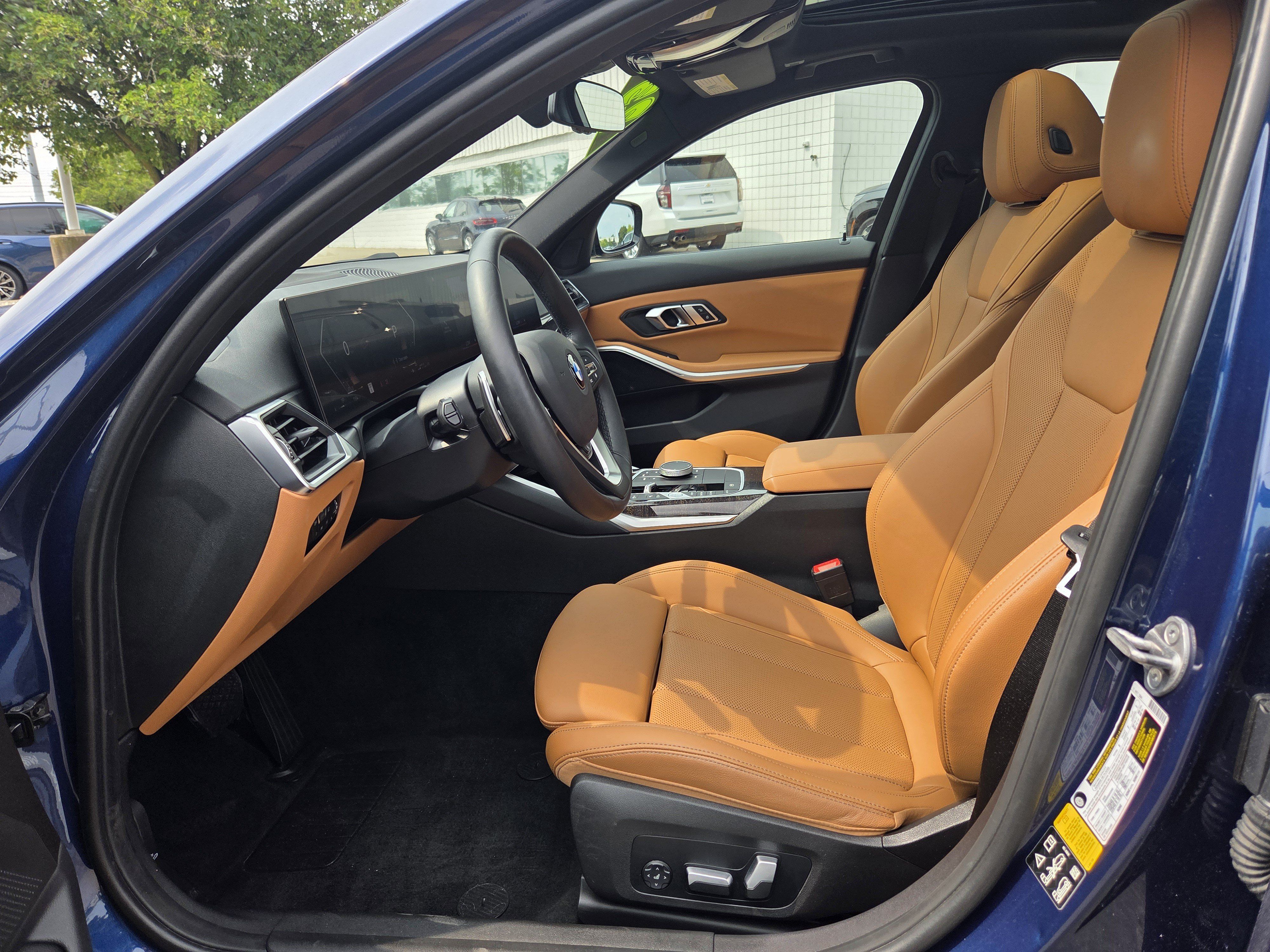 Certified 2023 BMW 330i xDrive Sedan w/ Premium Package AWD/4WD image 8