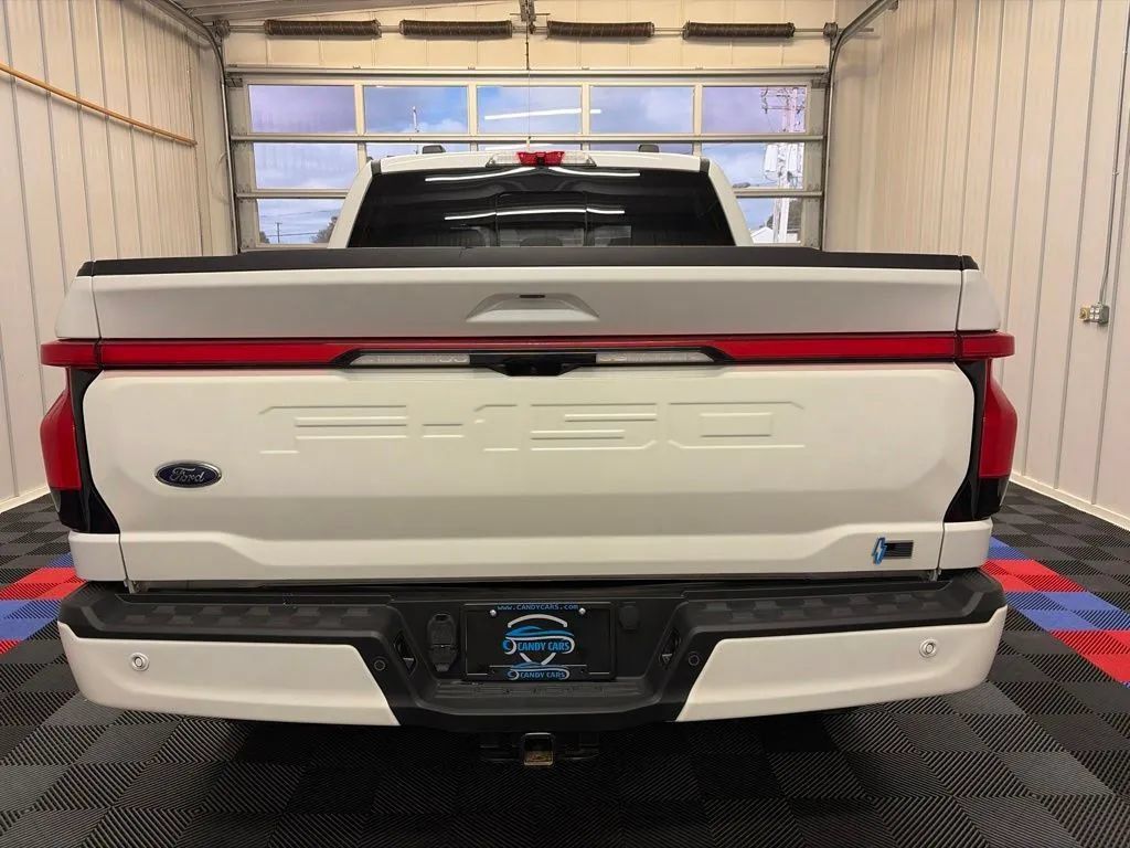 Used 2022 Ford F150 Lightning Lariat AWD/4WD image 5