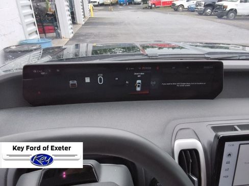 Certified 2025 Ford Expedition Active AWD/4WD image 44