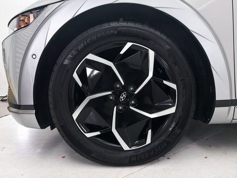 Used 2024 Hyundai Ioniq 5 Limited RWD image 16