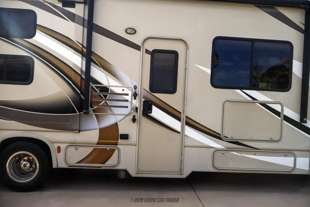 Used 2017 Ford E-450 and Econoline 450 Super Duty w/ Motorhome Prep Package RWD image 66