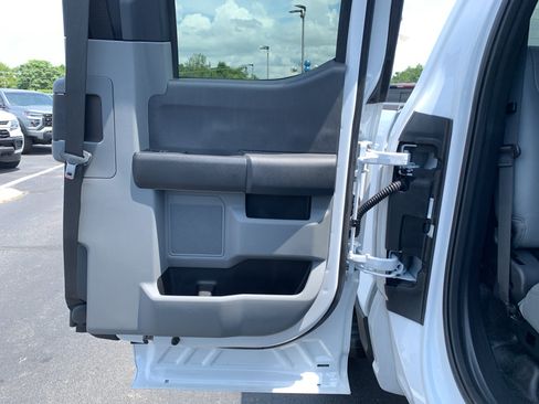 Used 2023 Ford F350 XL w/ Snow Plow Prep Package image 26