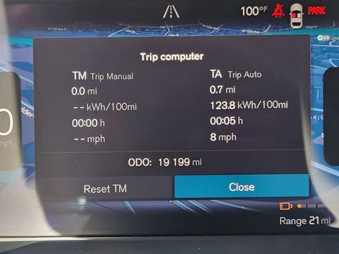 Certified 2023 Volvo XC40 Recharge Plus w/ Protection Package Premier AWD/4WD image 24