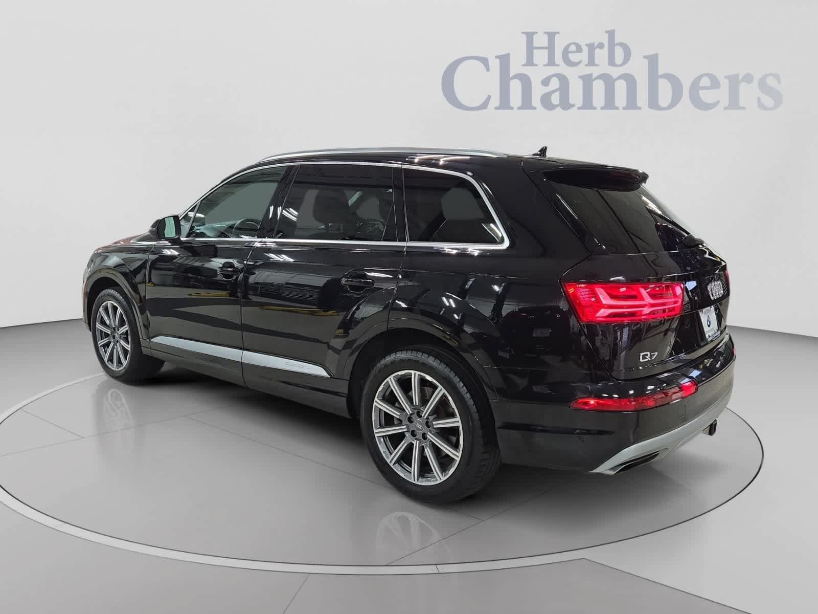 Used 2019 Audi Q7 3.0T Premium Plus w/ Premium Plus Package AWD/4WD image 3