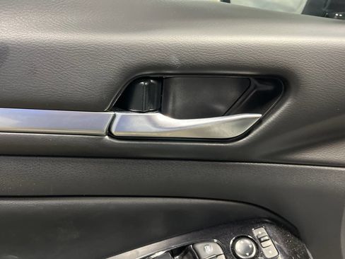 Used 2024 Nissan Altima 2.5 SR image 23