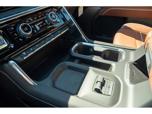 New 2026 GMC Sierra 2500 Denali Ultimate AWD/4WD image 26