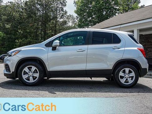 Used 2020 Chevrolet Trax LS w/ Tint and Cruise Package image 12