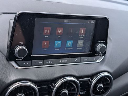 Used 2025 Nissan Sentra S FWD image 8