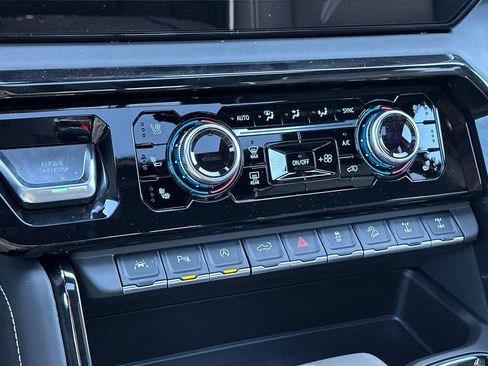 New 2026 GMC Sierra 1500 AT4X image 21