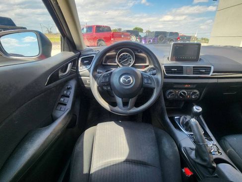 Used 2015 MAZDA MAZDA3 i Sport FWD image 12
