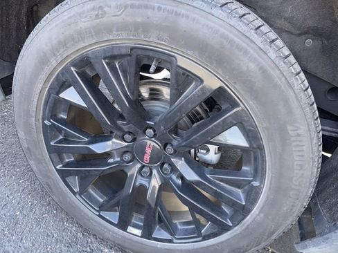 Used 2023 GMC Sierra 1500 Denali image 3