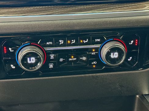 Used 2023 Chevrolet Silverado 1500 RST image 21