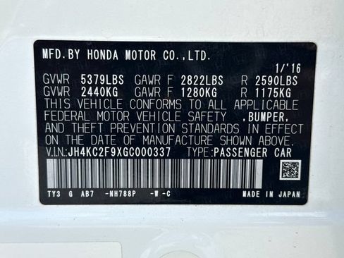 Used 2016 Acura RLX Sport Hybrid w/ Advance Pkg AWD/4WD image 18