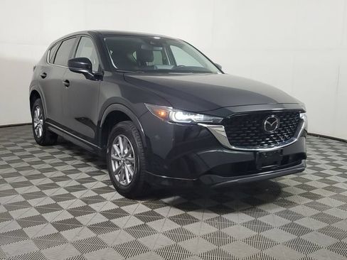 Used 2025 MAZDA CX-5 AWD 2.5 S w/ Preferred Package image 3