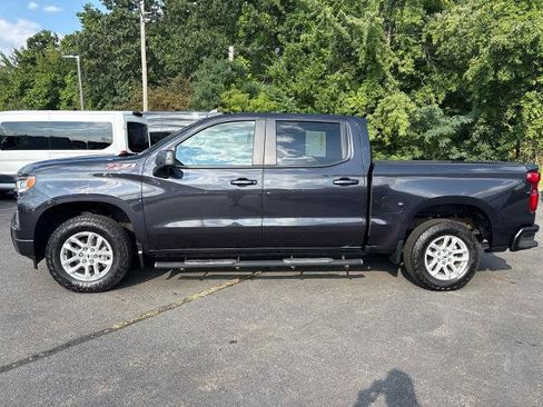 Used 2023 Chevrolet Silverado 1500 RST w/ Z71 Off-Road Package AWD/4WD image 8