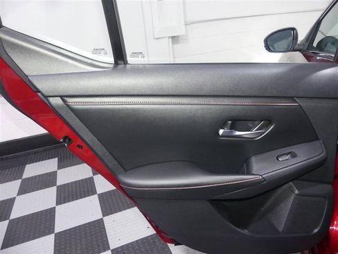 Used 2022 Nissan Sentra SR FWD image 25