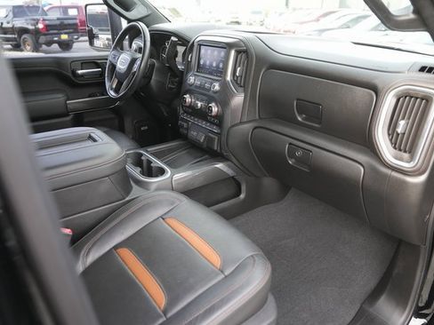 Used 2020 GMC Sierra 2500 AT4 w/ AT4 Premium Package image 18