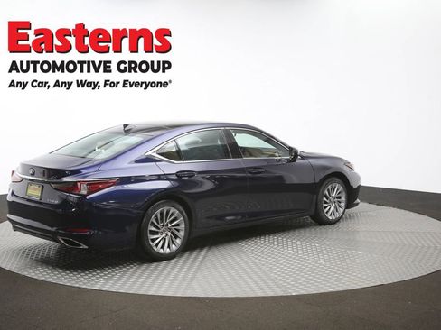 Used 2019 Lexus ES 350 Ultra Luxury image 45