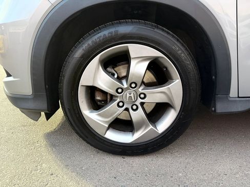 Used 2018 Honda HR-V EX-L image 34