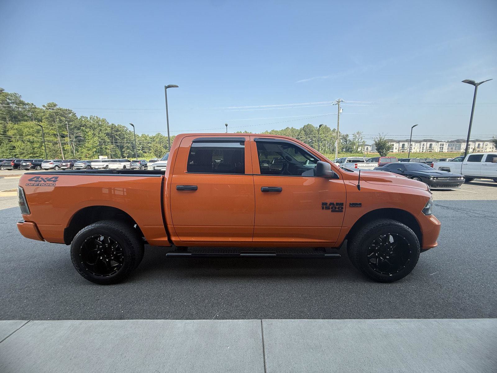 Used 2019 RAM 1500 Express w/ Express Value Package AWD/4WD image 23