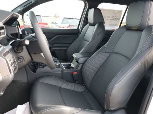 New 2026 Toyota 4Runner TRD Off-Road Premium image 32