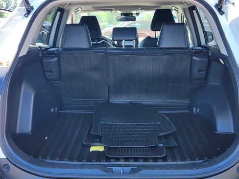 Used 2022 Toyota RAV4 XLE Premium AWD/4WD image 30