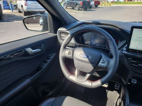 Used 2024 Ford Escape ST-Line w/ Tech Pack #1 image 7