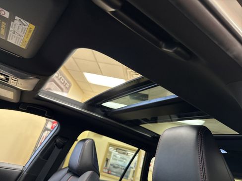 Used 2021 Toyota RAV4 XSE image 7