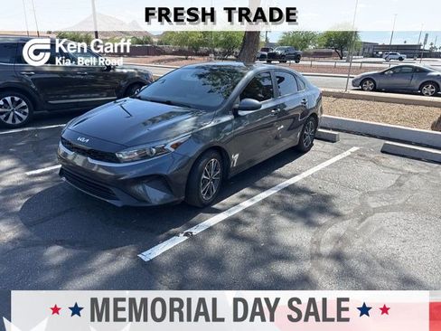 Used 2022 Kia Forte LXS FWD image 1