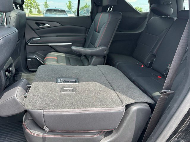 Used 2024 Chevrolet Traverse RS w/ LPO, Floor Liner Package AWD/4WD image 15