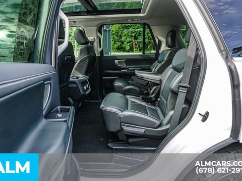 Used 2025 Ford Expedition Platinum AWD/4WD image 20
