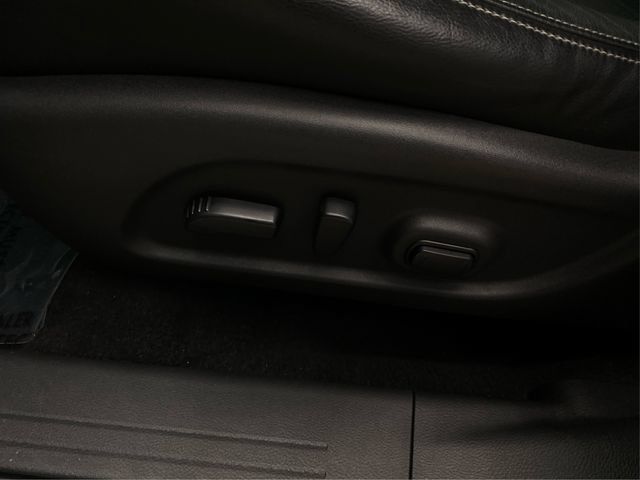 Used 2017 Nissan Murano Platinum w/ Platinum Technology Package AWD/4WD image 25