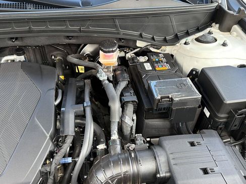 Used 2025 Hyundai Santa Cruz SE FWD image 34