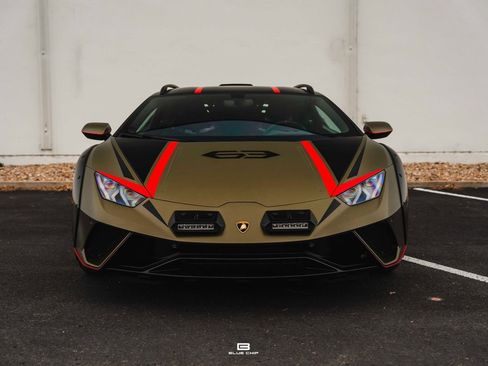 Used 2024 Lamborghini Huracan Sterrato image 15