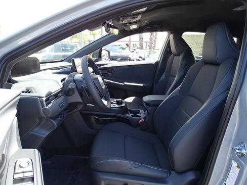New 2026 Toyota C-HR AWD/4WD image 10