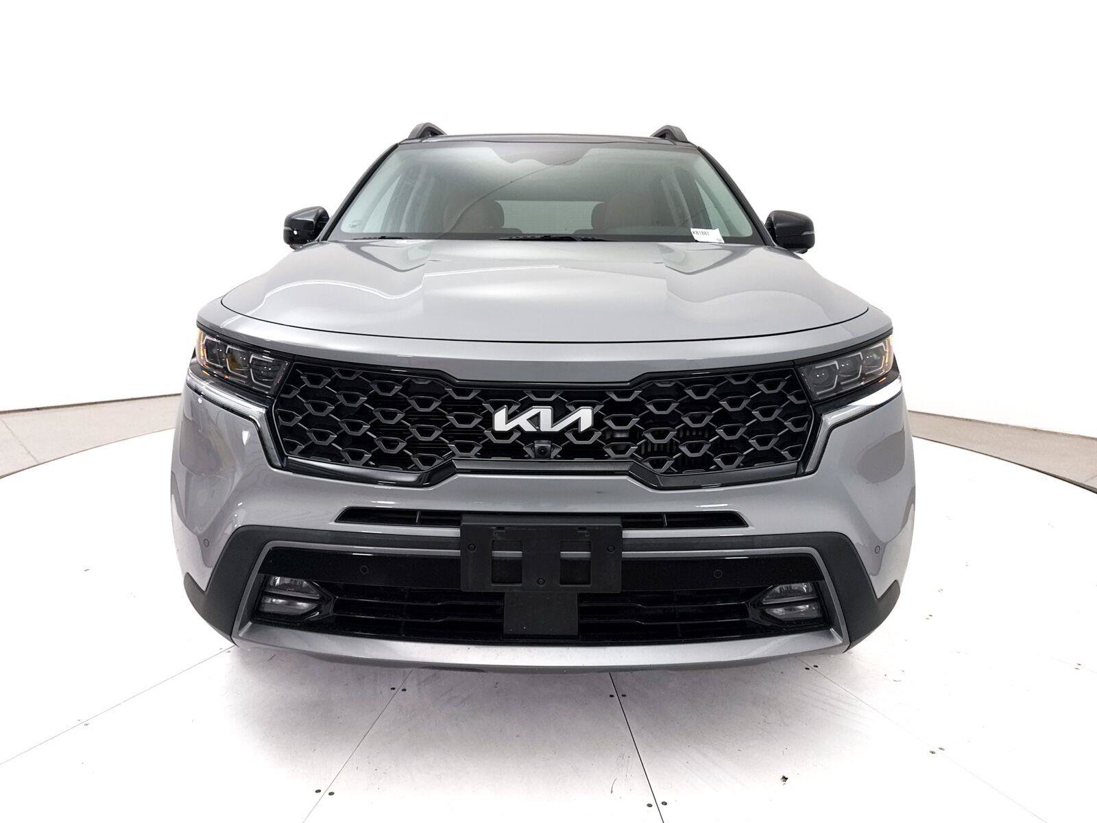 Used 2022 Kia Sorento SX Prestige w/ Rust Color Package AWD/4WD image 16
