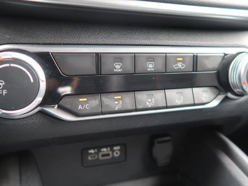 Used 2021 Nissan Altima 2.5 SR image 32