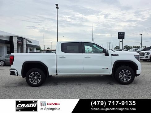 Used 2025 GMC Sierra 1500 AT4 AWD/4WD image 8