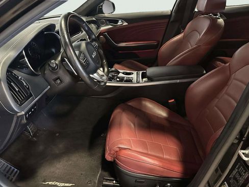 Used 2023 Kia Stinger GT2 AWD/4WD image 13