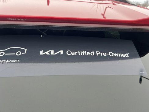 Certified 2023 Kia Niro EX image 36