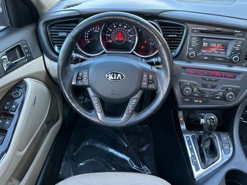 Used 2013 Kia Optima EX w/ Premium Pkg image 15