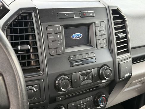 Used 2018 Ford F150 XL w/ Equipment Group 101A Mid RWD image 9
