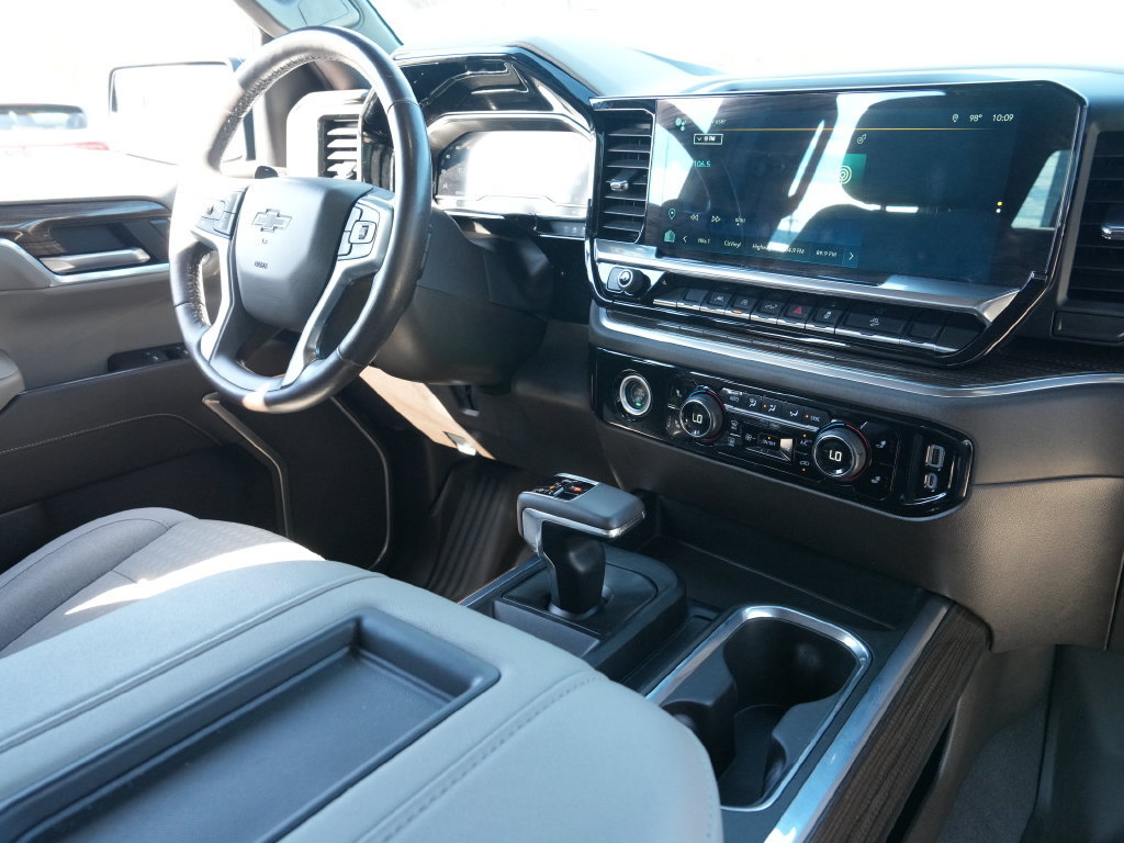 Used 2022 Chevrolet Silverado 1500 RST w/ Z71 Off-Road Package AWD/4WD image 19
