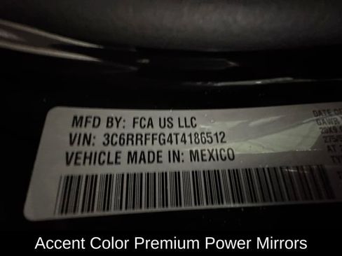 New 2026 RAM 1500 4x4 Crew Cab image 32