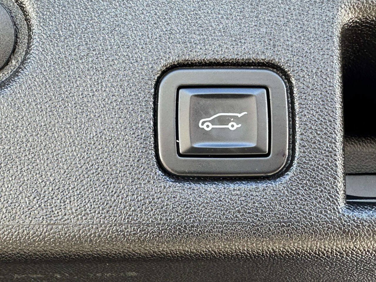 Used 2019 Chevrolet Equinox LT AWD/4WD image 14
