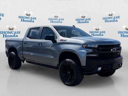 Used 2020 Chevrolet Silverado 1500 LT Trail Boss w/ Convenience Package image 9
