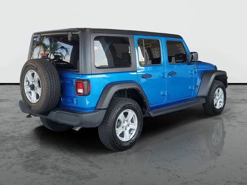 Used 2022 Jeep Wrangler Unlimited Sport AWD/4WD image 2
